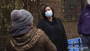 New York woman loses job, leads pantry feeding thousands