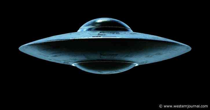 Airline Pilot Reports UFO in New Mexico; FBI ‘aware’ of call