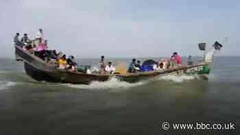 Fears for Rohingya refugees adrift at sea