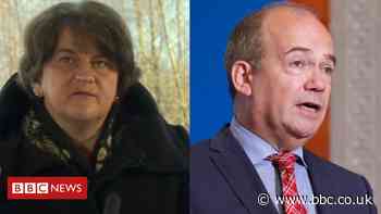 Covid-19: Foster has 'full confidence' in NI's medical adviser