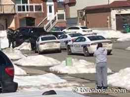 Dramatic video captures police takedown of driver in allegedly stolen tow truck - Toronto Sun