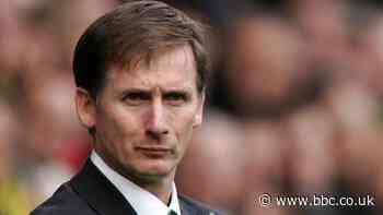 Glenn Roeder: Former West Ham and Newcastle manager dies aged 65