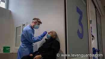 La OMS ve "irrealista y prematuro" acabar con el coronavirus este año - La Vanguardia