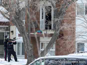 Saskatoon police take man into custody after hours-long standoff