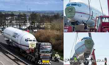 Old Boeing 727 crawls along motorway after entrepreneur snaps up jet to use as his new offices - Daily Mail