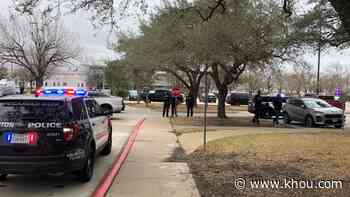 Husband shoots wife before killing himself at west Houston medical office, HPD says - KHOU.com