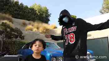 Snoop Dogg Brings Grandson to Classic Car Meet-Up, Coolest Grandpa Ever