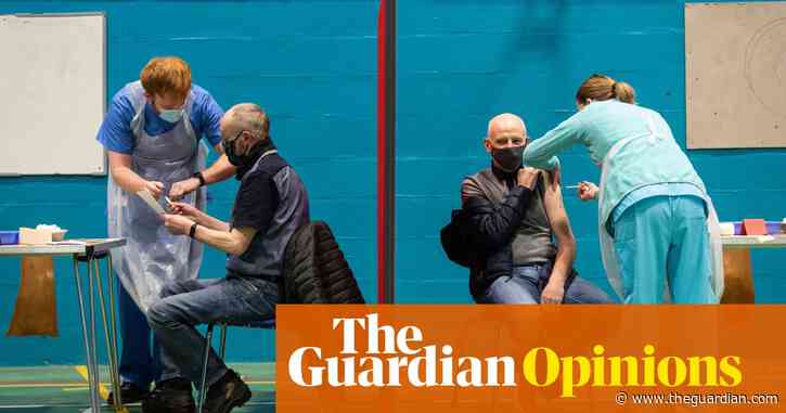 Healthcare professionals in the UK have a moral duty to get the Covid jab | Frances Ryan