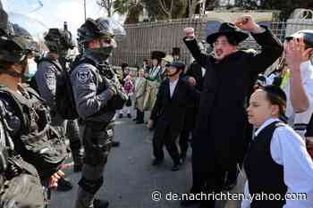 Ultra-orthodoxe Juden bewerfen an Purim-Feiertag Polizisten mit Steinen - Yahoo Nachrichten Deutschland