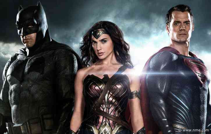 Zack Snyder says his ‘Justice League’ ends on a “massive cliffhanger”
