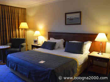 Dal bilancio del Comune di Modena ulteriori riduzioni della tari per gli alberghi - Bologna 2000