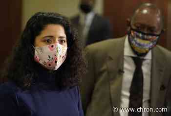 Hidalgo, Turner lambast Abbott for lifting mask order