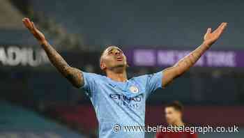 Manchester City leave it late to beat Wolves and make it 21 wins in a row