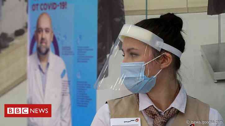 Why many in Russia are reluctant to have Sputnik vaccine - BBC News