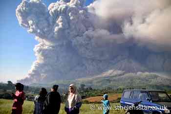 Erupting Indonesian volcano covers villages in ash - St Helens Star