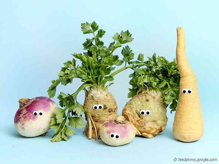 Imperfect Foods sells 'ugly produce' that would otherwise go to waste - here's how it works
