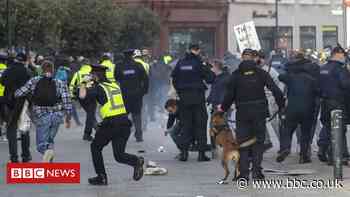 Covid-19: Far-left link to Dublin lockdown protest 'disproved'