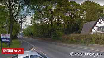 Human skull found near derelict Bolton hotel - BBC News
