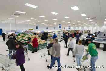 'Sign up now for big discounts at new Dudley store' | Stourbridge News - Stourbridge News