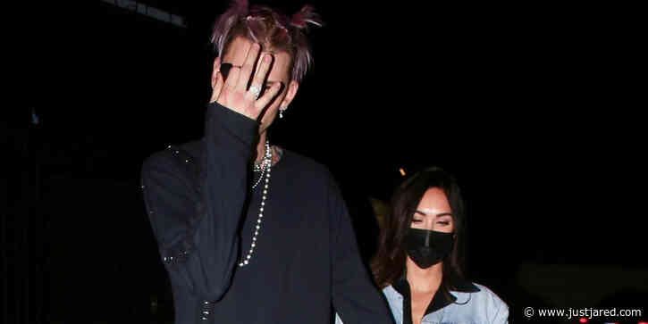 Megan Fox Steps Out To Dinner With Boyfriend Machine Gun Kelly & Their Friends In LA