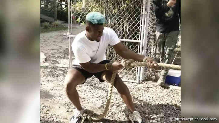 JuJu Smith-Schuster Incorporates Lion Into Offseason Training
