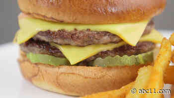 3 Michelin-starred Chicago chef Curtis Duffy opens ghost kitchen serving burgers and fries