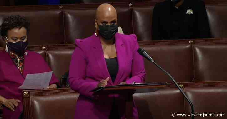 ‘Squad’ Member Introduces Amendment to Lower Voting Age to 16