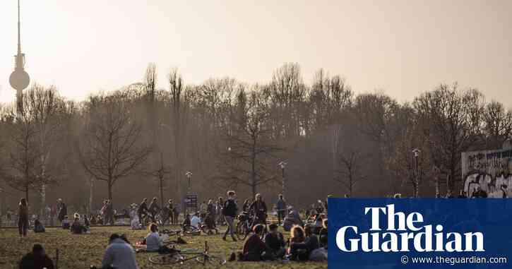 Europe's unusually warm week breaks temperature records