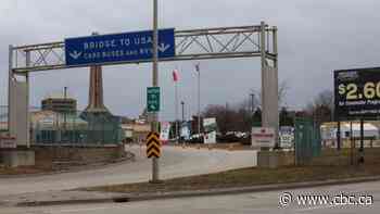 COVID-19 testing rolls out for people entering Canada at 11 more land border crossings