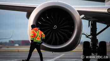 Ottawa, airlines close to bailout package that could soar past $7 billion, says labour leader