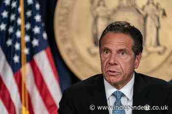 Who is Charlotte Bennett and what are her accusations against Andrew Cuomo?