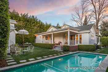 Lena Dunham is selling her bungalow in Los Angeles - Vogue Australia