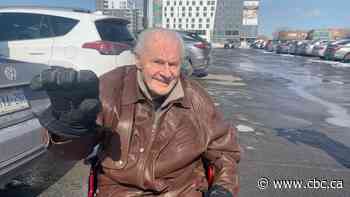 After getting his COVID-19 vaccine, this 103-year-old jazz musician was ready to do some drinking