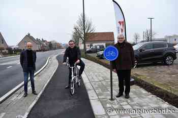 Nieuw fietspad Egemstraat geopend (Pittem) - Het Nieuwsblad