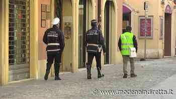 Covid, negozi chiusi e poca gente nella Modena in zona rossa. VIDEO - modenaindiretta.it