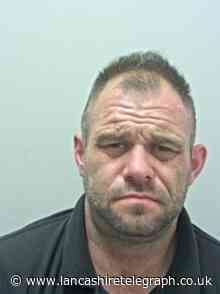 Dealer jailed as £10,000 worth of cocaine found in car