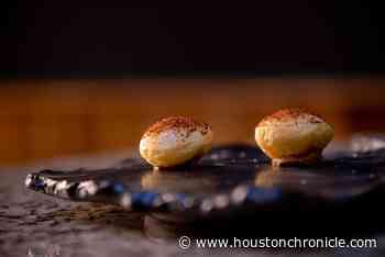 Tiny restaurants and intimate bars are trending in Houston - Houston Chronicle
