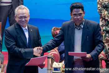 Government and rebels formally sign peace agreement in Nepal - St Helens Star