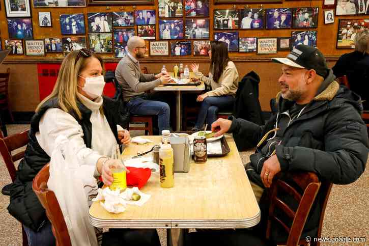CDC study finds easing mask and restaurant rules led to more Covid cases and deaths, as some states move to lift restrictions - CNBC