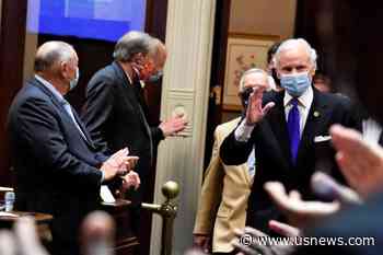 SC Gov Lifts Mask Mandate for Restaurants, State Properties