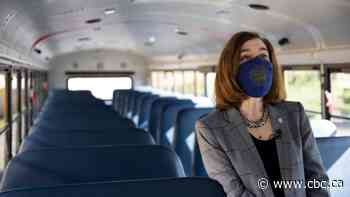 Carrot or stick? U.S. governors try to get teachers back into schools