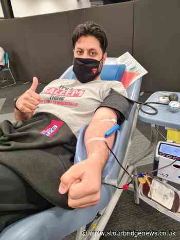 Dudley community champion becomes first time blood donor | Stourbridge News - Stourbridge News