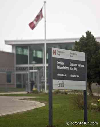Activists protesting trans inmates at Kitchener prison for women - Toronto Sun