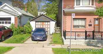A Tiny Toronto Garage Listed For $730,000 Was Apparently Sold In Just A Matter Of Days - Narcity Canada