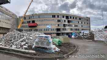 Ziekenhuis lijkt plots ruïne, belangrijkste fase van grootse renovatie gestart: “Het wordt frisser en vooral persoonlijker”