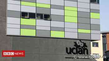 Uclan teaching staff vote to strike in jobs dispute