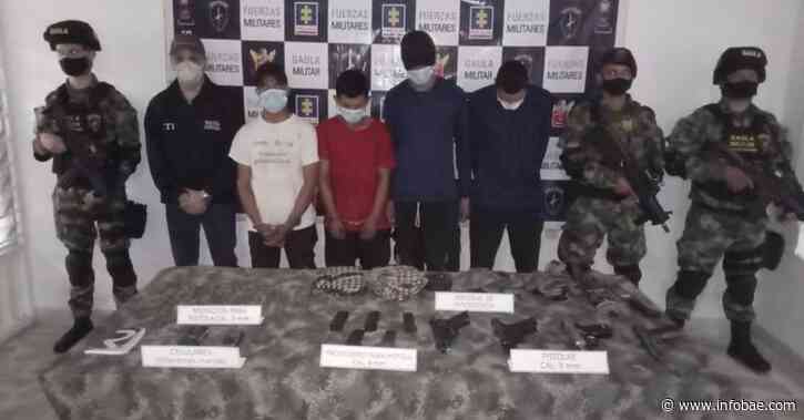 Liberan a 22 mineros secuestrados por disidencias de las Farc en Norte de Santander - infobae