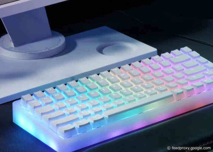 Marsback RGB mechanical keyboard available in black and white