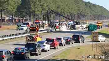 I-95 closed in Johnston County after gas tanker overturns