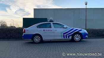 Bestuurder gewond nadat hij in gracht belandt